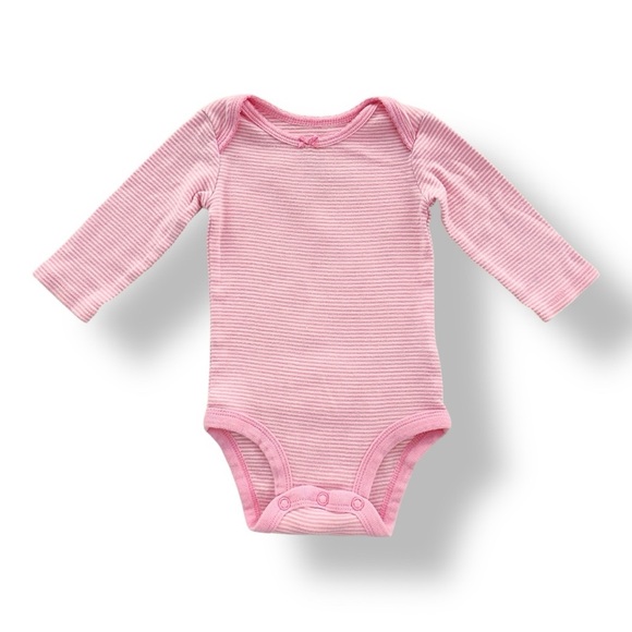 Carter’s | Bundle of Patterned Long Sleeve Bodysuits (0-3 mos) - Picture 4 of 7